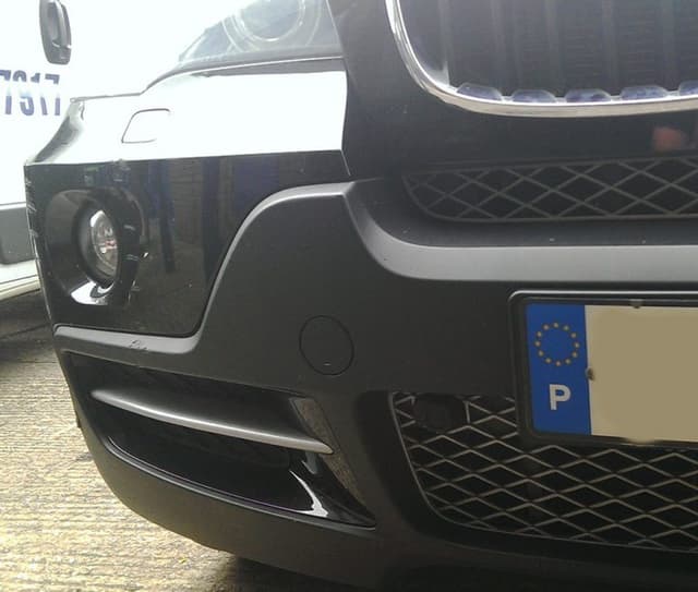Vehicle parked possibly untaxed